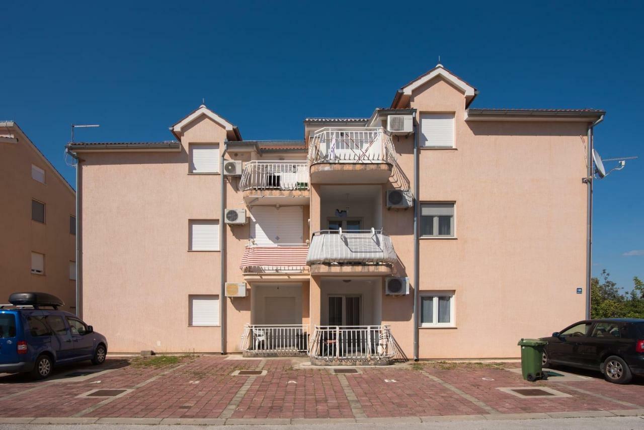 Vodice-Srima Apartment Екстериор снимка