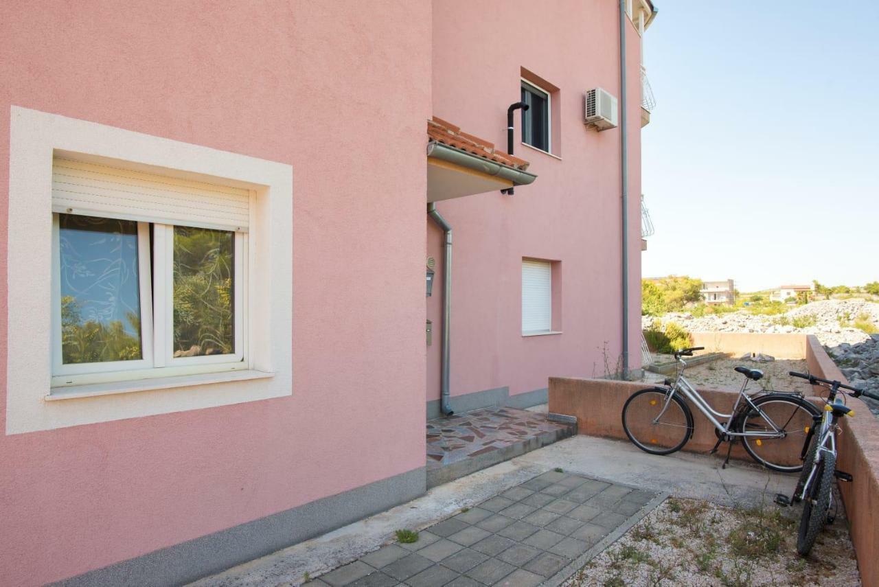 Vodice-Srima Apartment Екстериор снимка